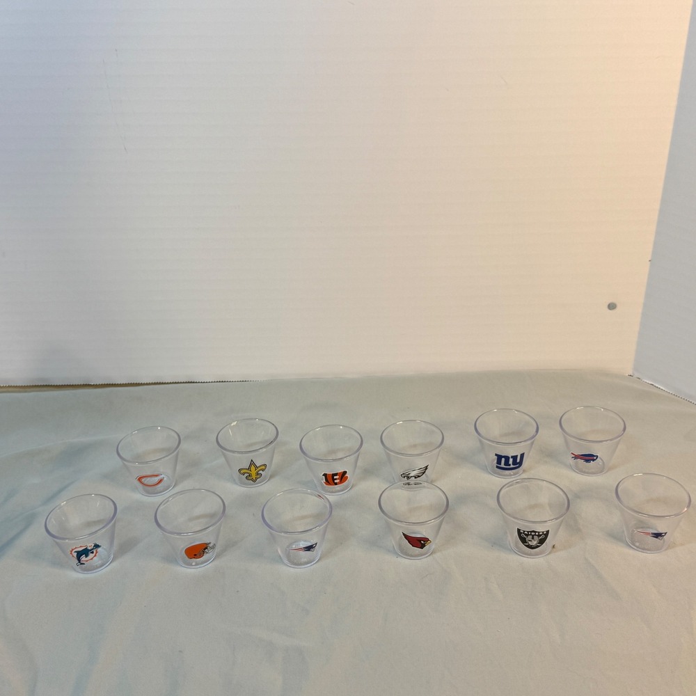 NFL Team Logo Plastic Shot Glasses Set of 12 Clear Acrylic Party Barware